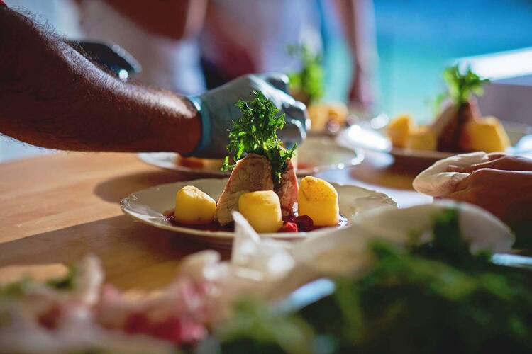 Bizarre Bar Restaurant Presov Presov